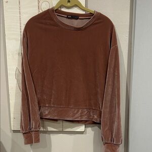 Zara Velvet Long-Sleeve Pullover - Mauve Brown
